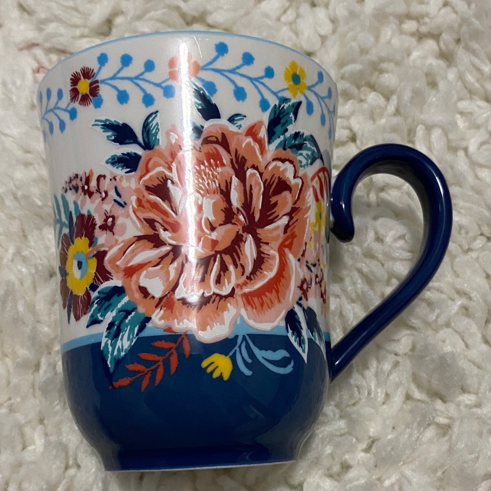 The Pioneer Woman Floral Mug with Navy Handle - Picture 3 of 16